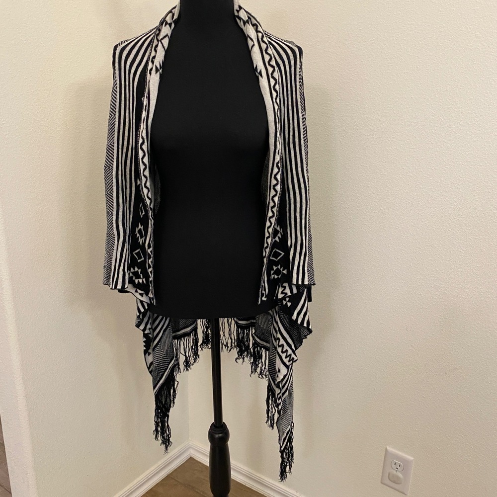 Forever21 Shawl S Mohair Blend Monochrome Geometric Fringe Cardigan Western Boho